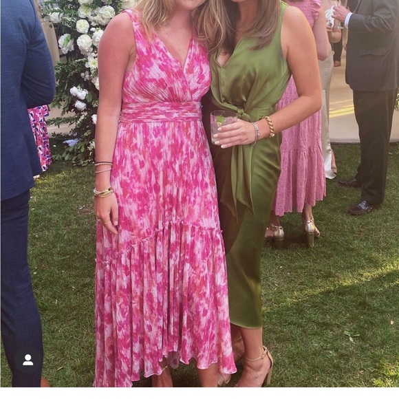 Ted Baker - Pohshan
Keyhole Detail Midi Dress Khaki Green - Picture 11 of 11